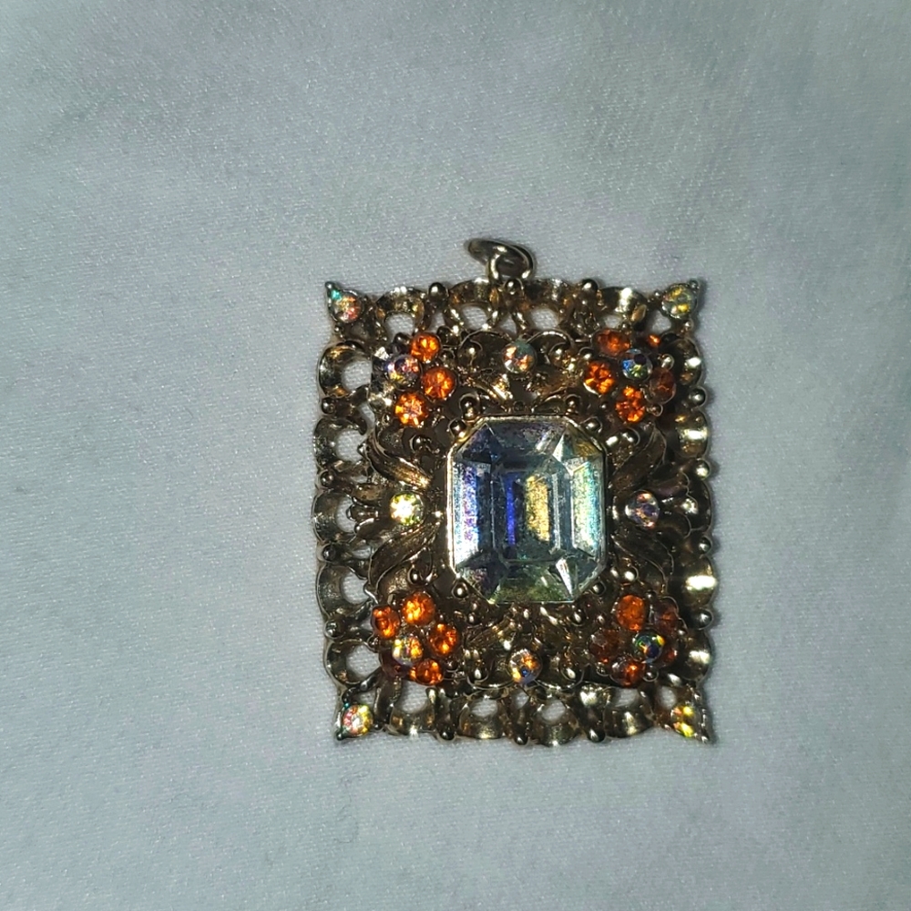 Pendant